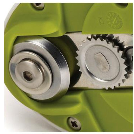 Effortless Opening: Compact Can Opener for Everyday Convenience! - Chef's Dream Kitchen