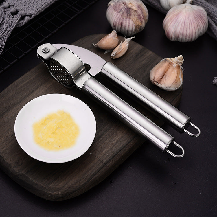 Stainless Steel Garlic Press: Crush Garlic with Ease - Chef's Dream Kitchen